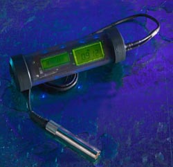 UMX-2 水下超声波测厚仪